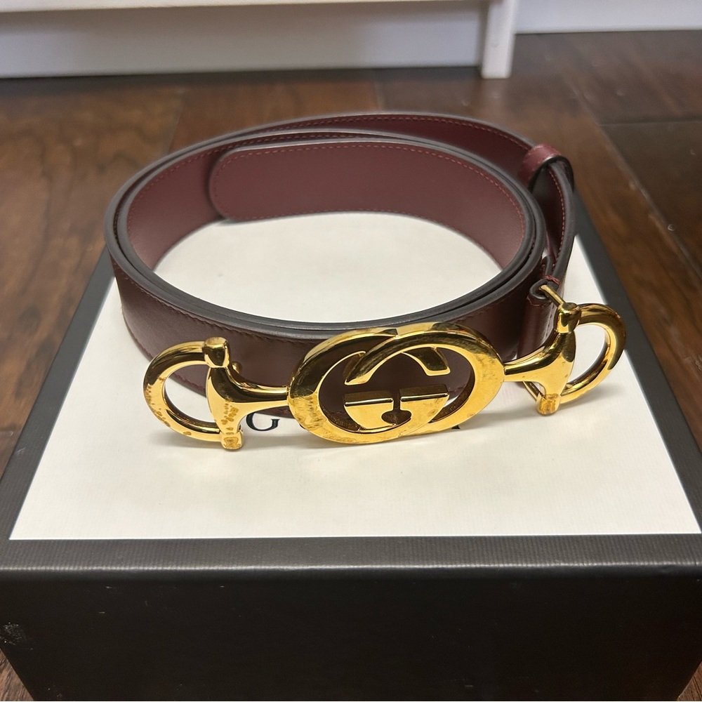 Gucci zumi maroon burgundy belt size 90 gold buckle 100% authentic